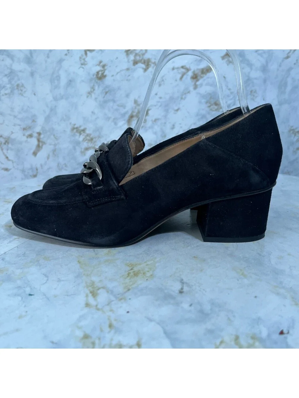 Franco Sarto signs tread